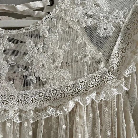 Spell & The Gypsy Collective: Dawn Lace Mini Playdress Size M - Picture 3 of 10